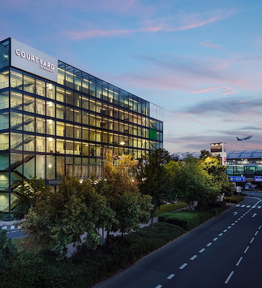 Courtyard by Marriott Prague Airport | Building