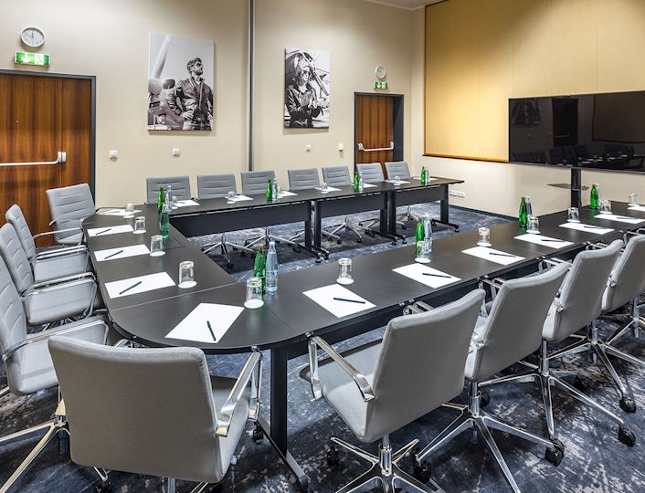 Courtyard by Marriott Prague Airport | Meeting room
